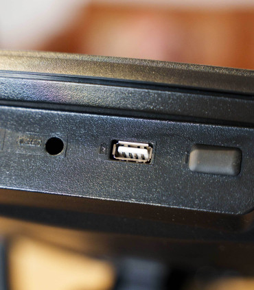 HELIS selbstgenerierender Crosstrainer - CARE - vernetzter Ergometer