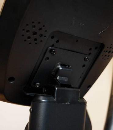 HELIS selbstgenerierender Crosstrainer - CARE - vernetzter Ergometer