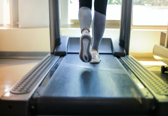 Welches Fitnessgerät wählen, um das Cardio-Training zu verbessern?